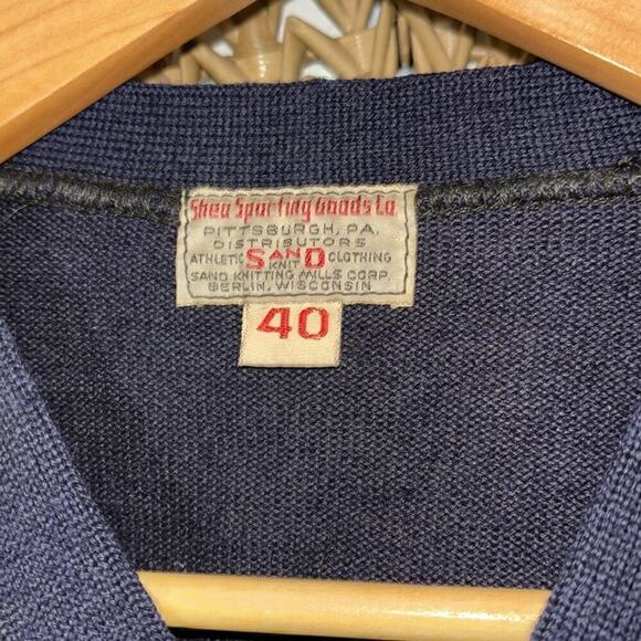 1940s Vintage O’Shea Wool Varsity Sweater – Navy & Gold – Size 40  Small/Medium) - Picture 5 of 9